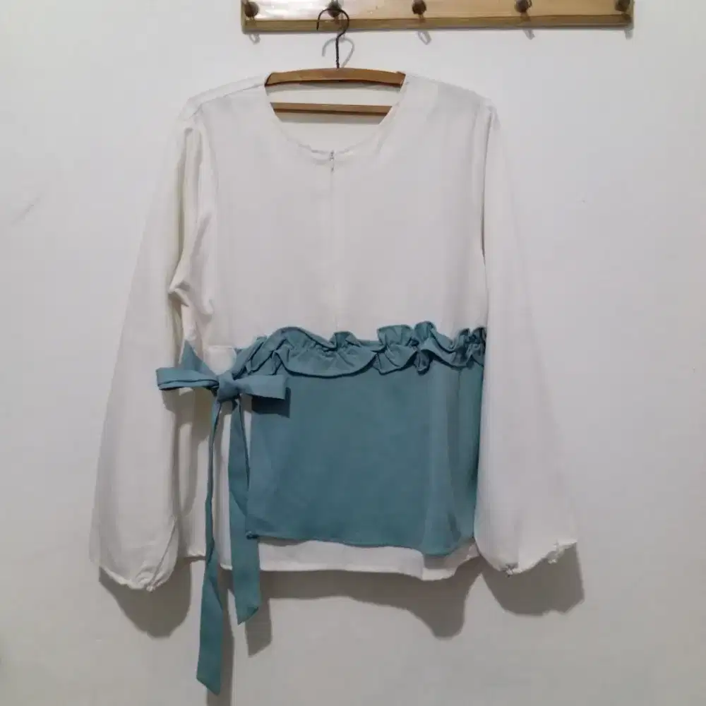 Blouse Wanita Busui Friendly