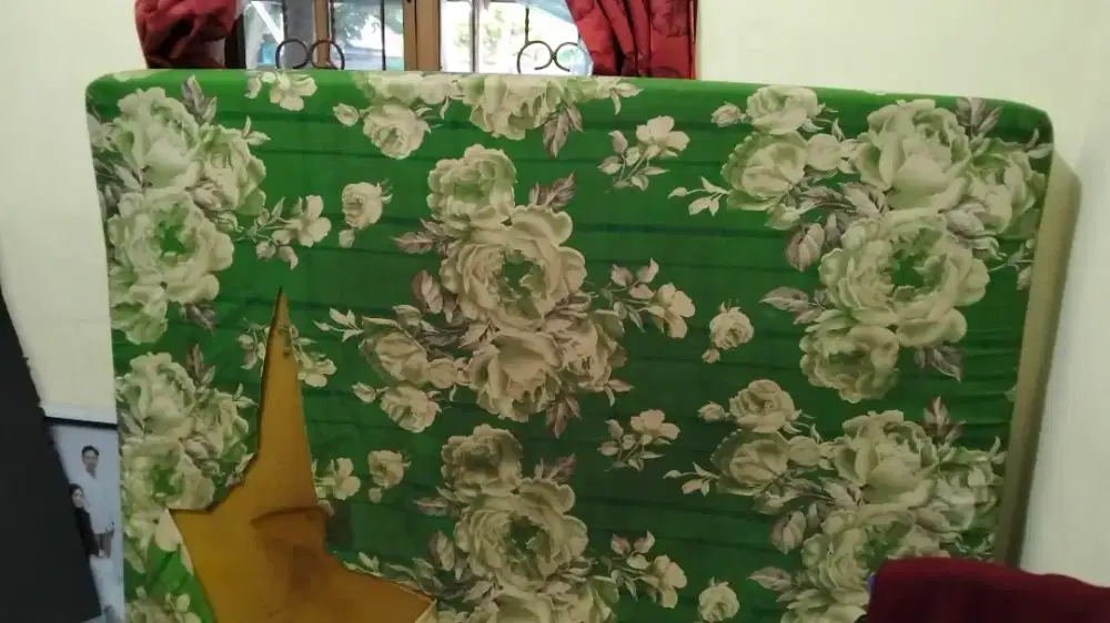 Kasur gratis queen size