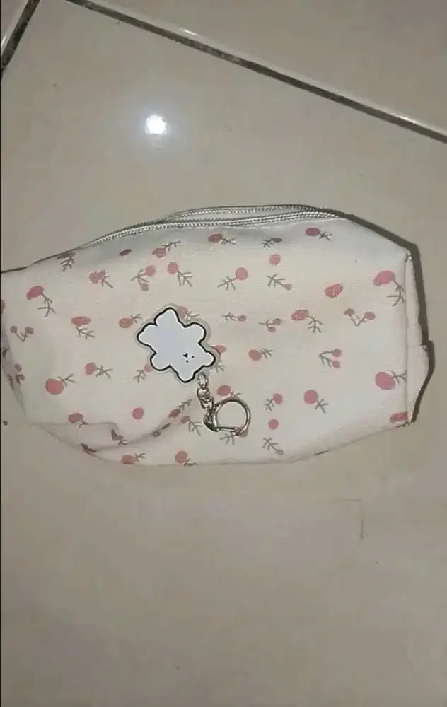 Tempat Pensil Motif Bunga-bunga