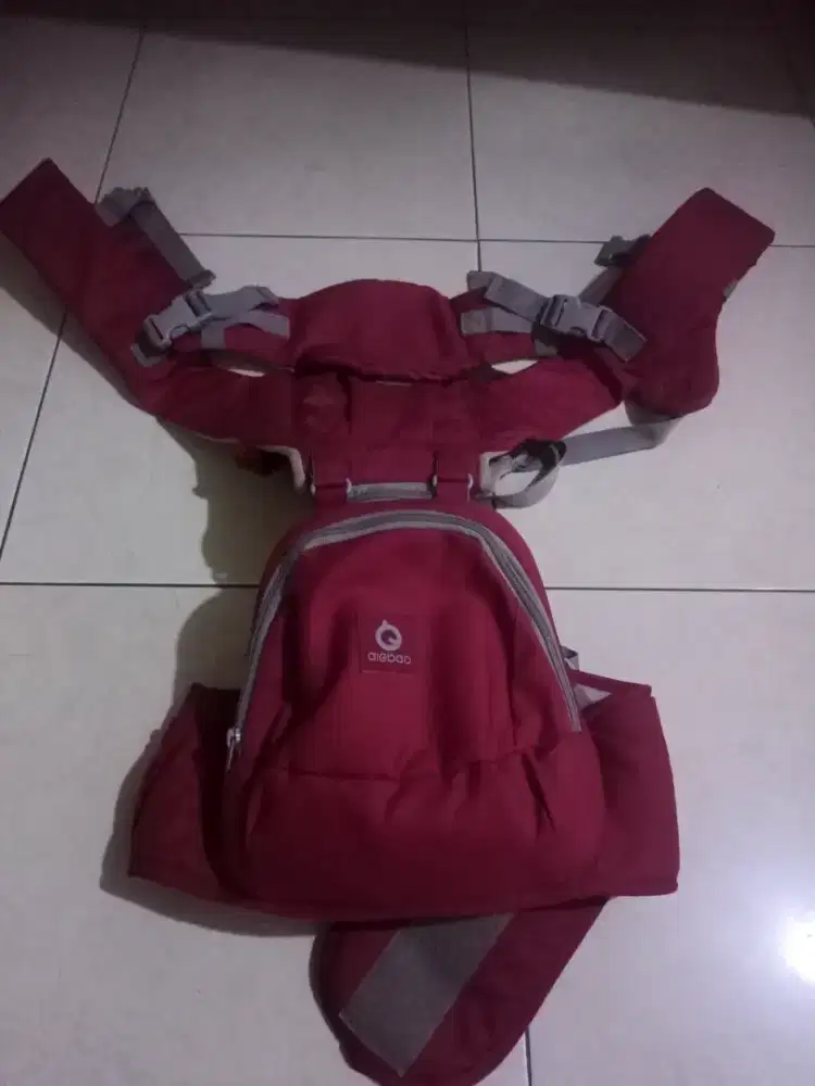 Gendongan hipseat bayi