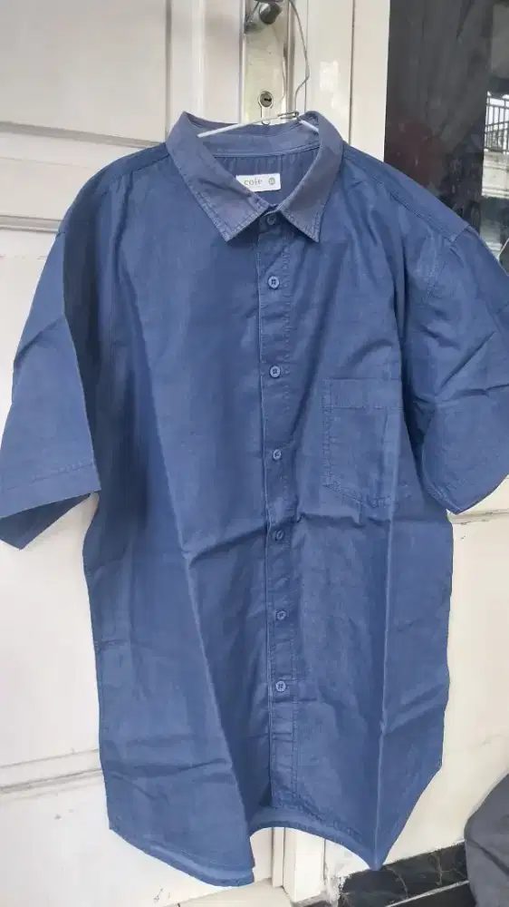 Kemeja cowok denim merk Cole size XL