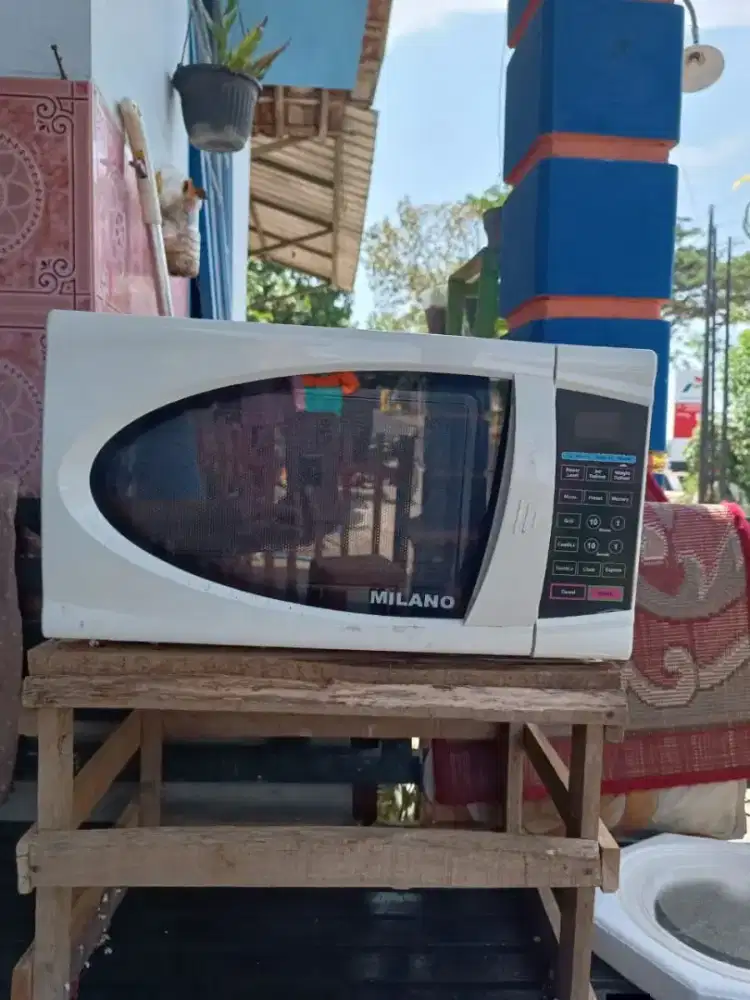 MICROVAWE MILLANO BARUU 25 L