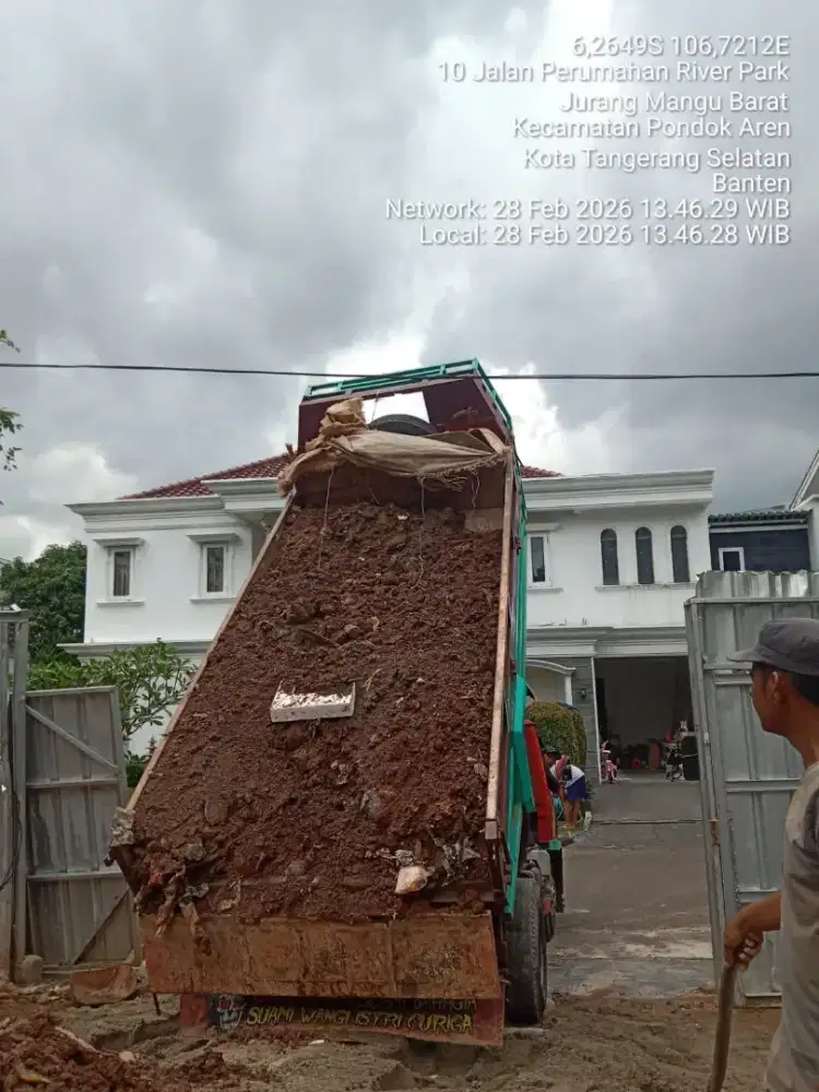 Jasa buang puing dan angkut sampah
