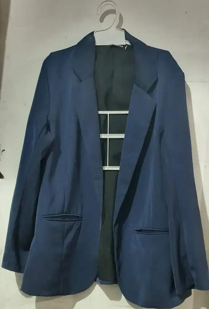 Jas navy untuk ngantor