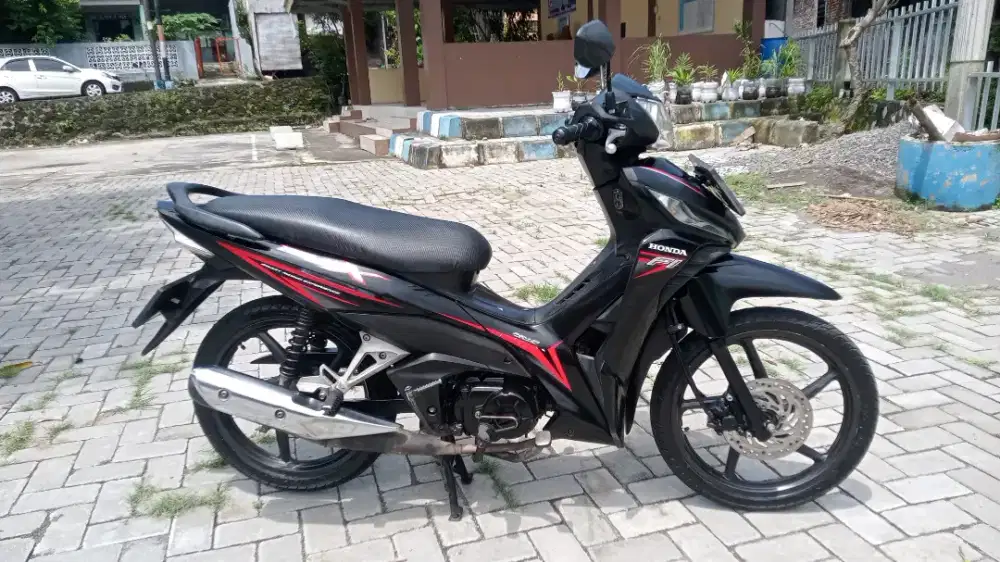 Revo X Th 2019 Istimewa