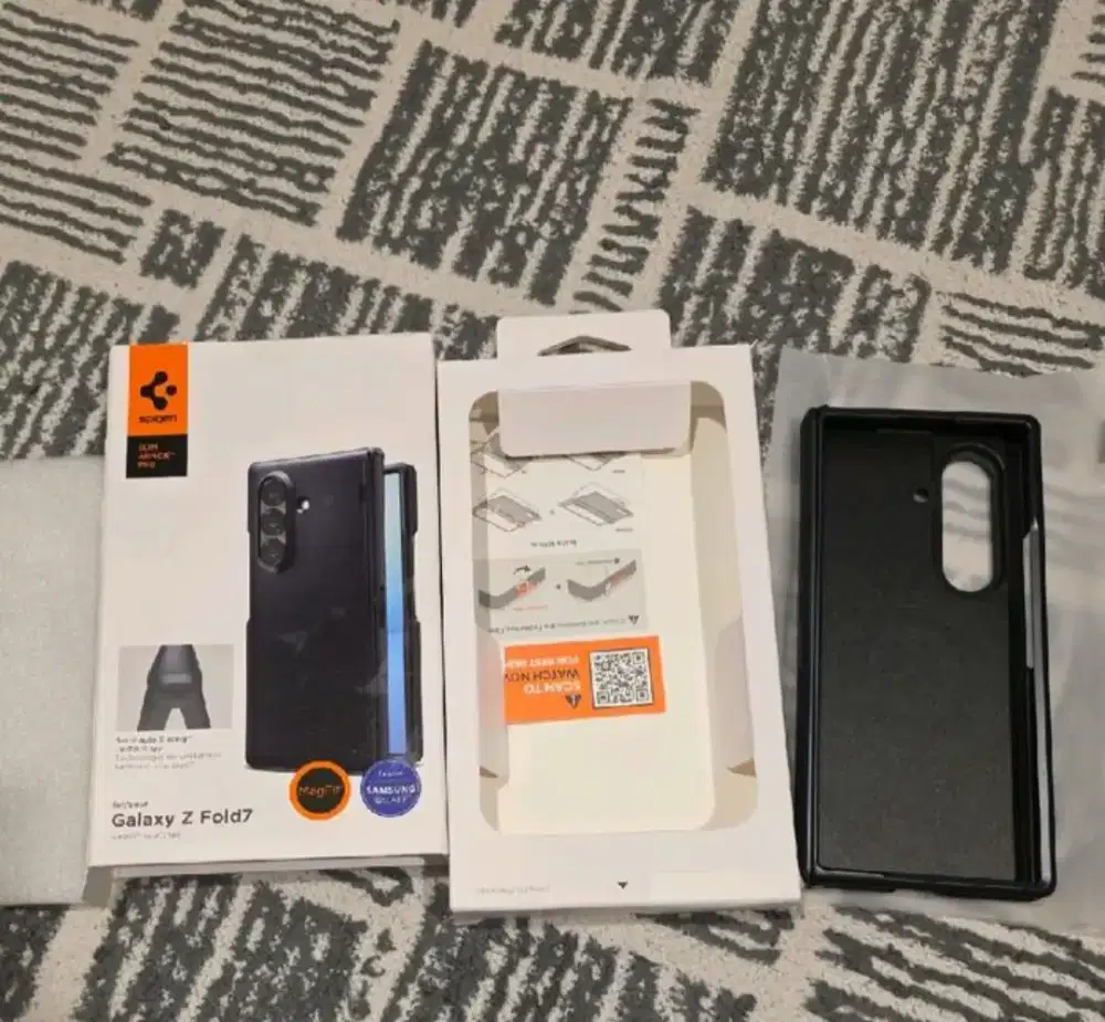 Fold 7 Spigen Slim Armor Case