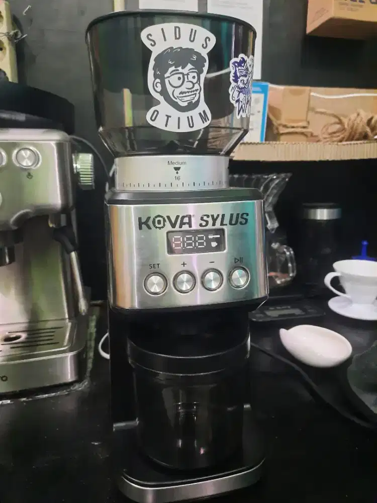 Grinder kopi elektrik kova sylus