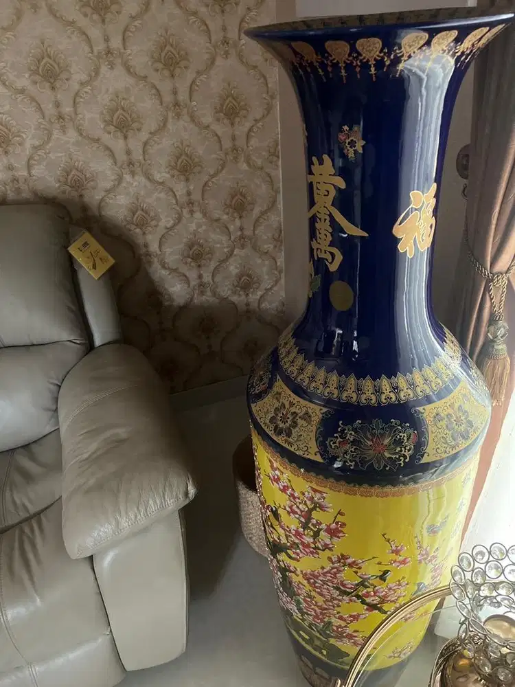 Dijual Guci terawat seperti baru