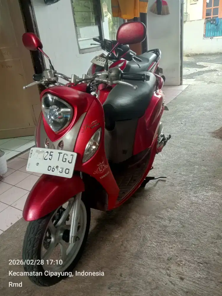 Yamaha Fino Grande merah 2019