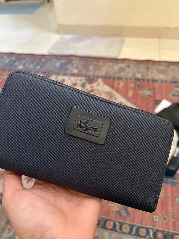 lacoste dompet biru