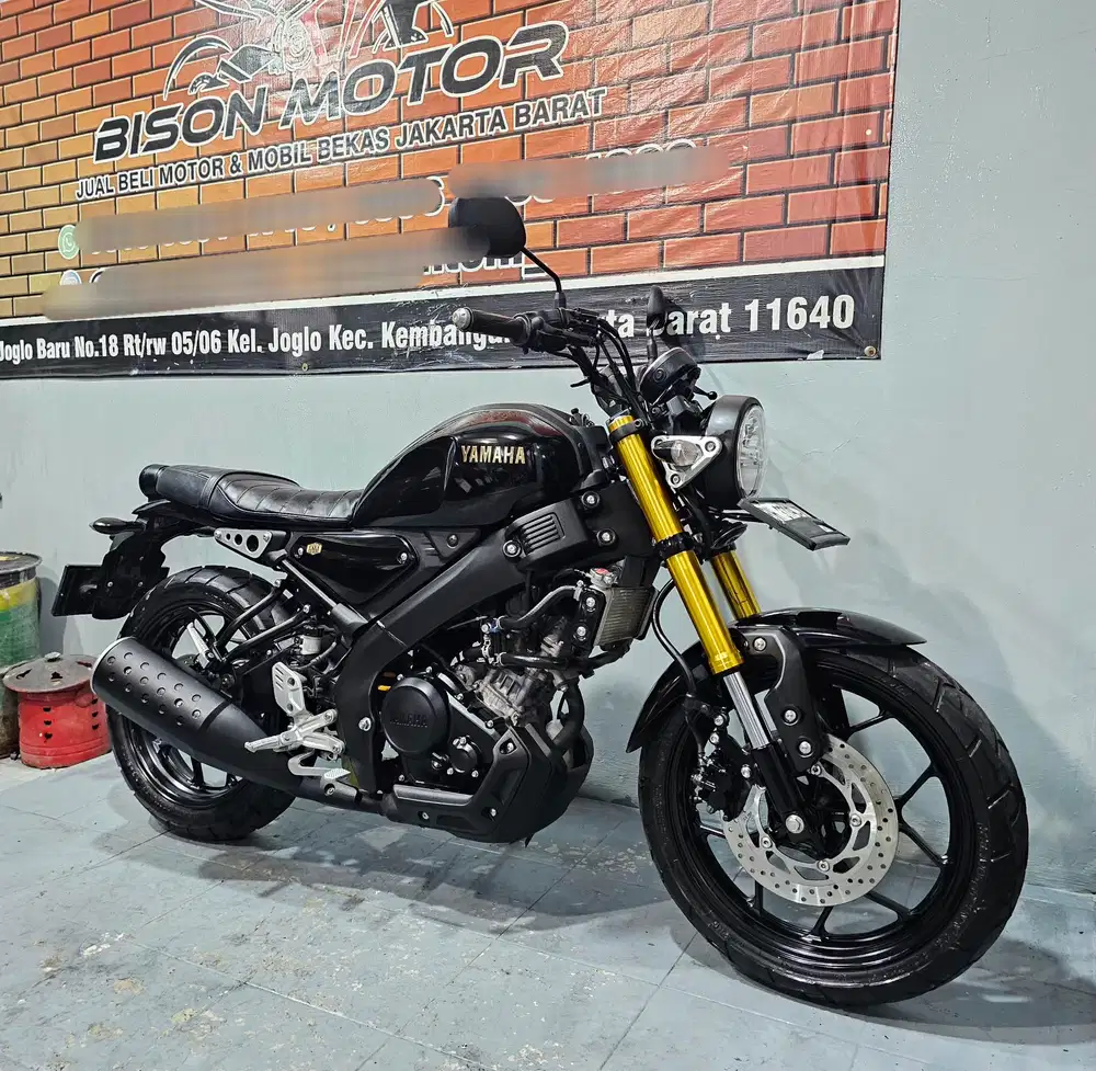 Km 6rb! Seperti baru! YAMAHA XSR 155 VVA 2025 GOLD hitam pajak panjang