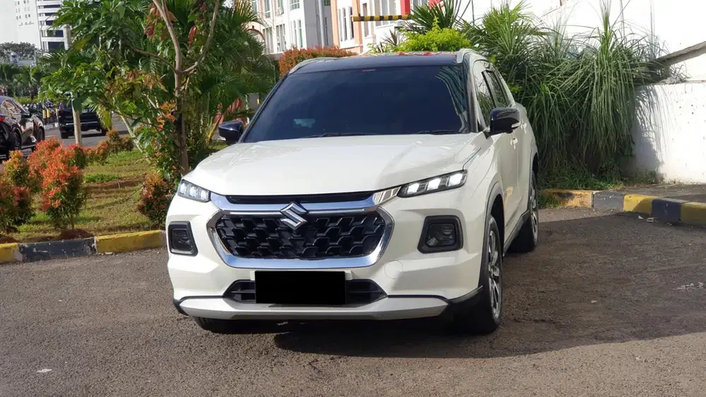 Km26rb suzuki grand vitara gx hybrid 2024 putih