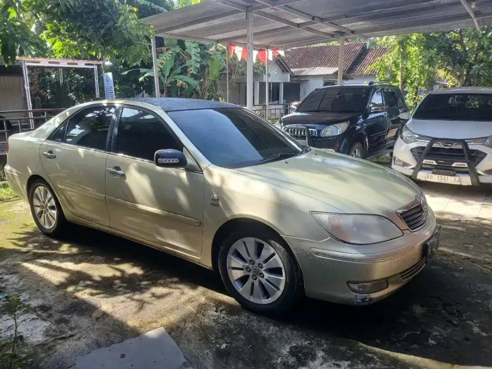 Toyota camry 2.4 G plat h semarang