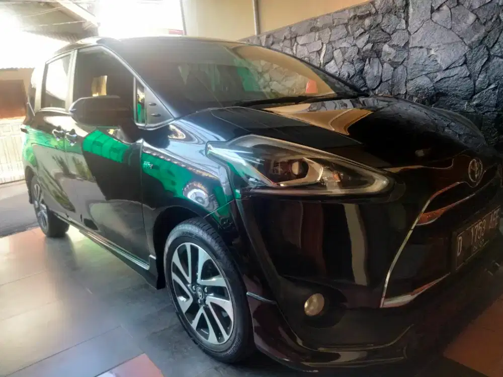 Toyota Sienta 2016 matic