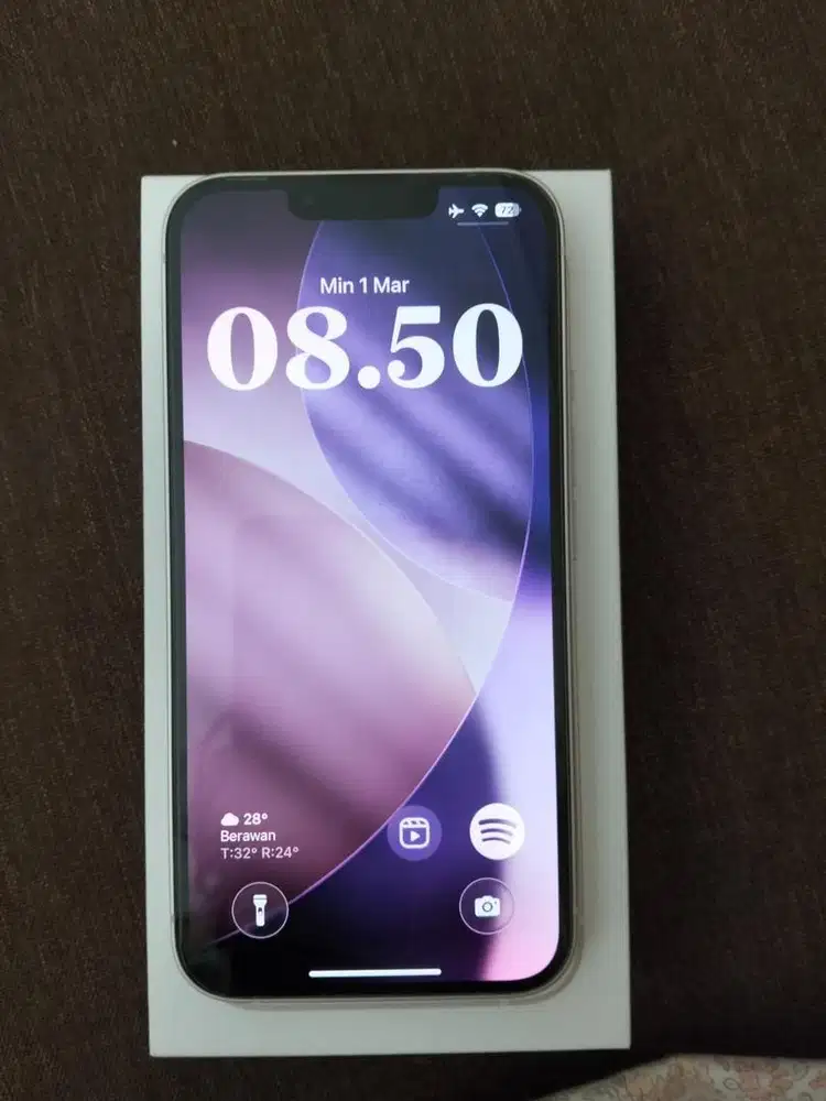 Iphone 13 128 gb mulus pemakasian cewek