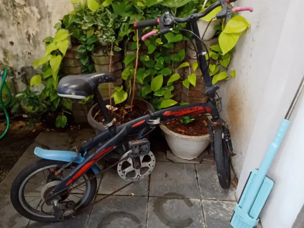 Sepeda lipat phoenix