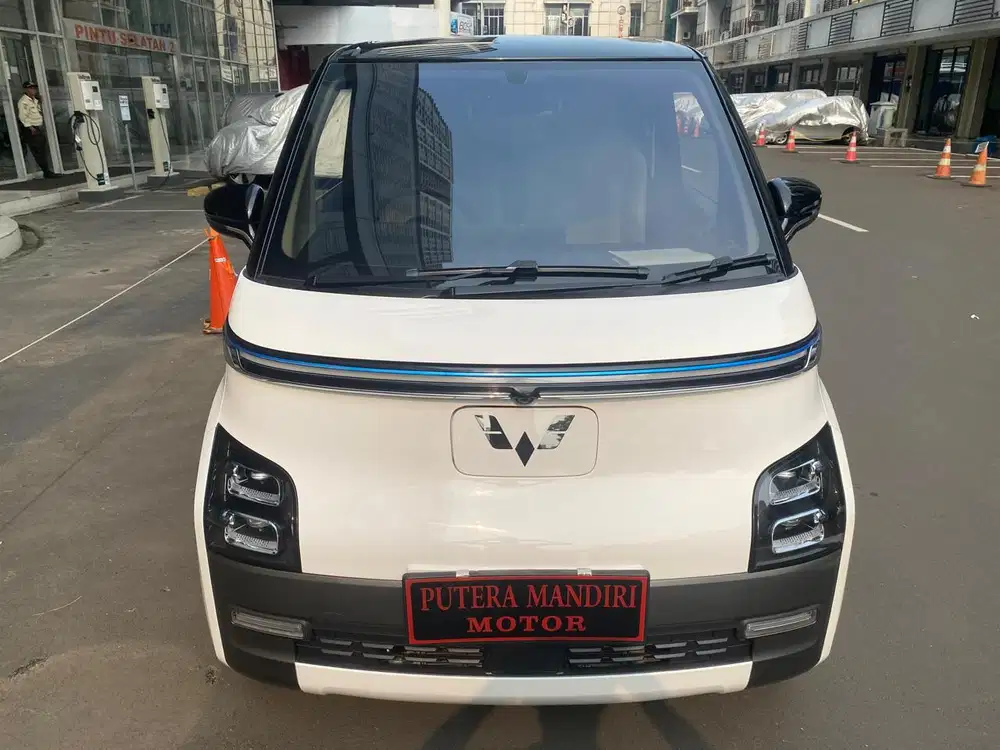 Wuling Air EV Long Range 300km 2024