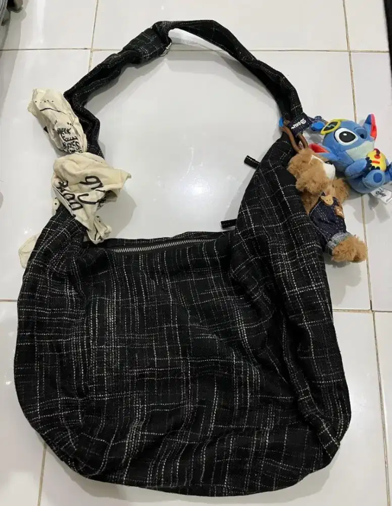 Jual Tas Slempang Zara Unisex Original Mulus Bonus Gantungan Miniso