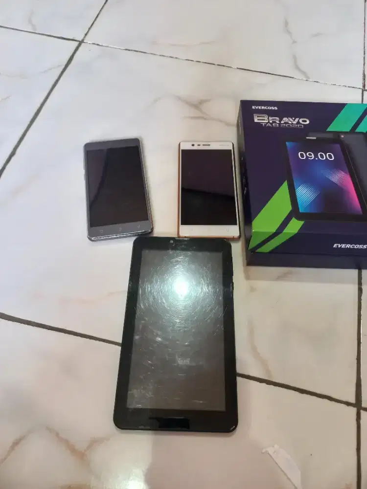 Jual borongan tab evercross,hp nokia n hp spc