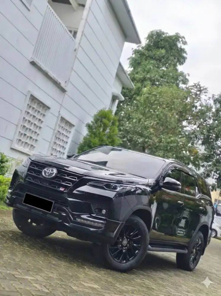 Fortuner VRZ 2023/2024 up grade GR / harga cash /bisa tukar tambah