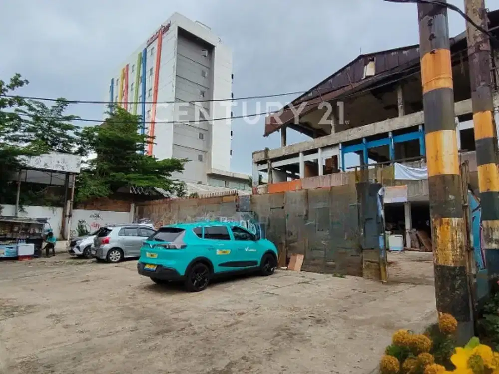 Gedung Lama 2 Lt  Luas Potensi Utk Bisnis Strategis Di Tebet Jkt