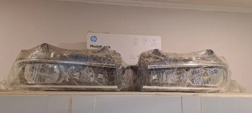 Headlamp lampu utama innova reborn G