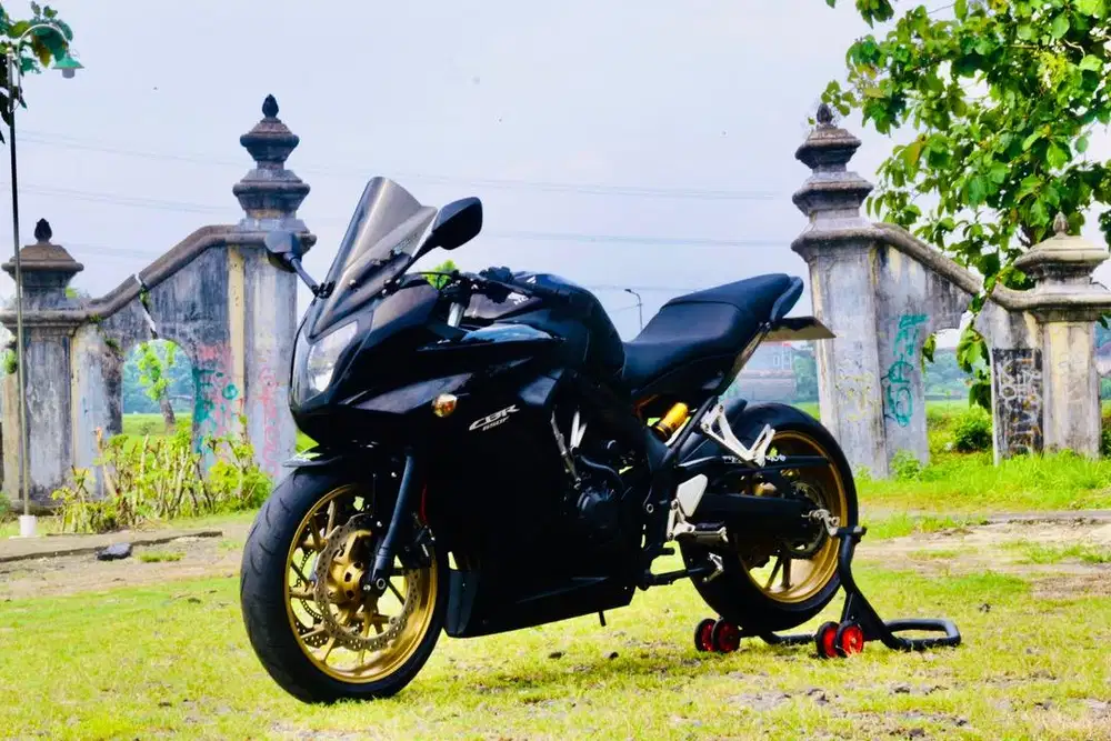 Honda CBR 650 ABS like new CBR 600 GSX 600 ZX636 Z800