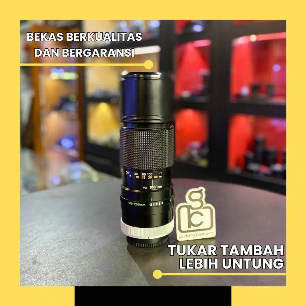 Canon FD 100-200mm f5.6 - MINT CONDITION - 0479