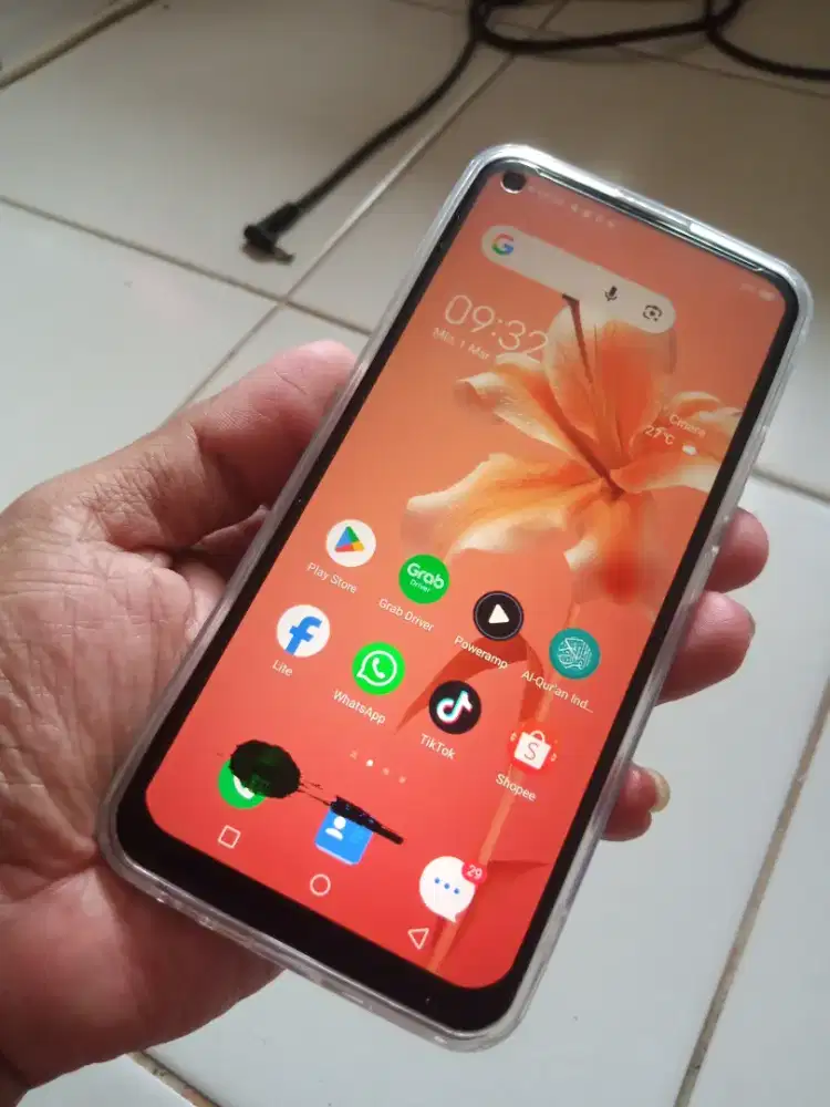 vivo y30 4/128 gb minus