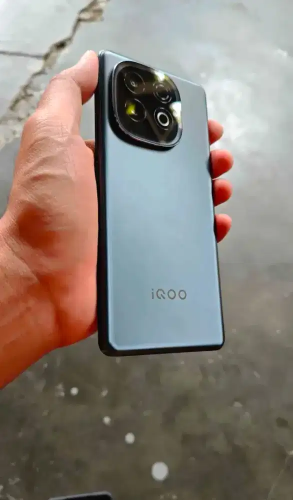 iqoo neo 10 5G ram 16GB memory 512GB