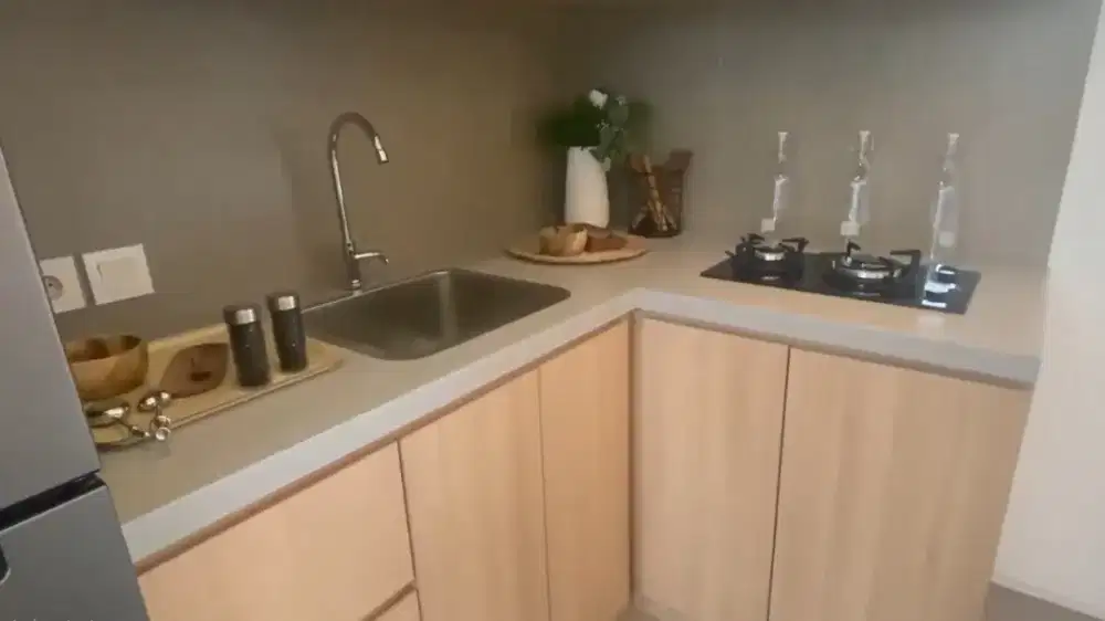 Kitchen set  bawah + cooker hood