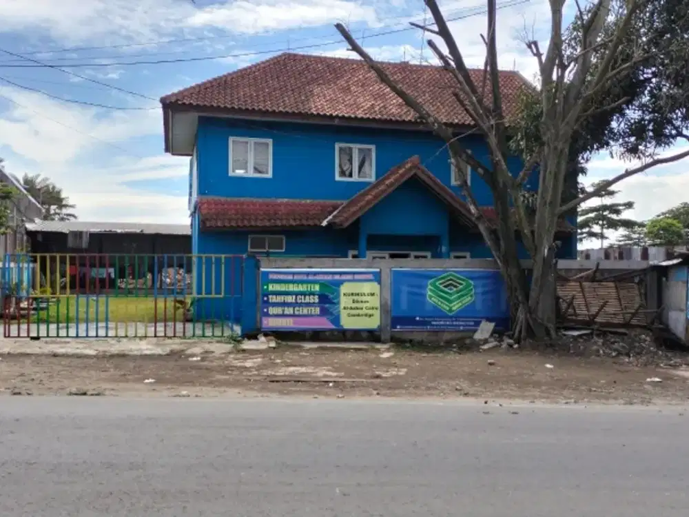 Rumah Kantor di Bojongsoang pinggir jalan