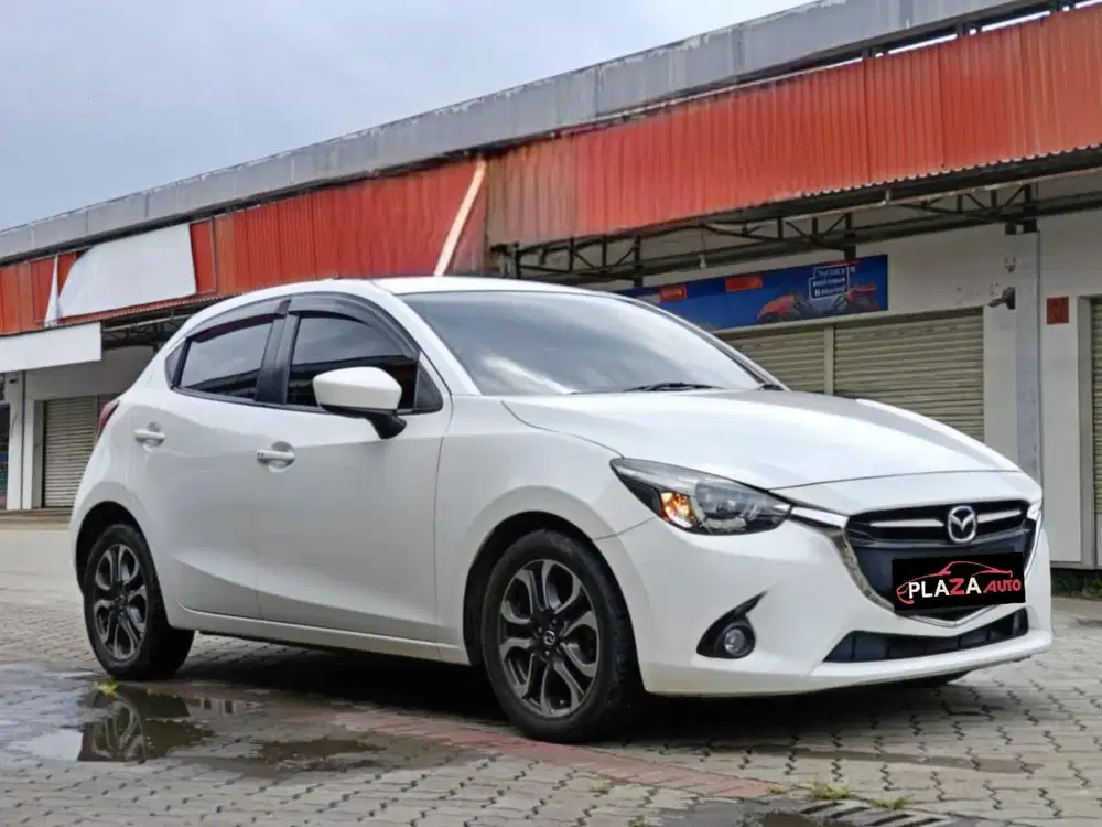 Mazda 2 2016 SkyActiv
R 1.5 Automatic Dp murah 5jt km low