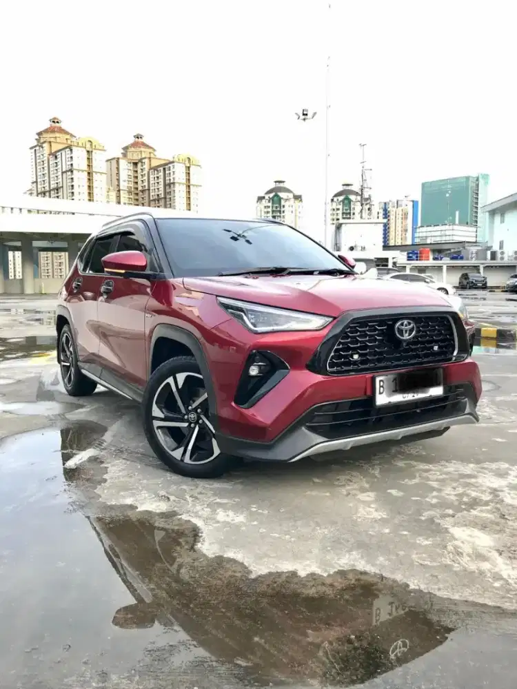 Km 19rb Toyota Yaris Cross S HEV Th 2024 Merah Like New Condition!!
