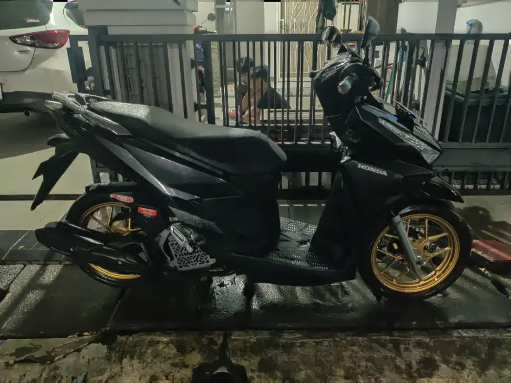 Vario 125 LED OLD CBS