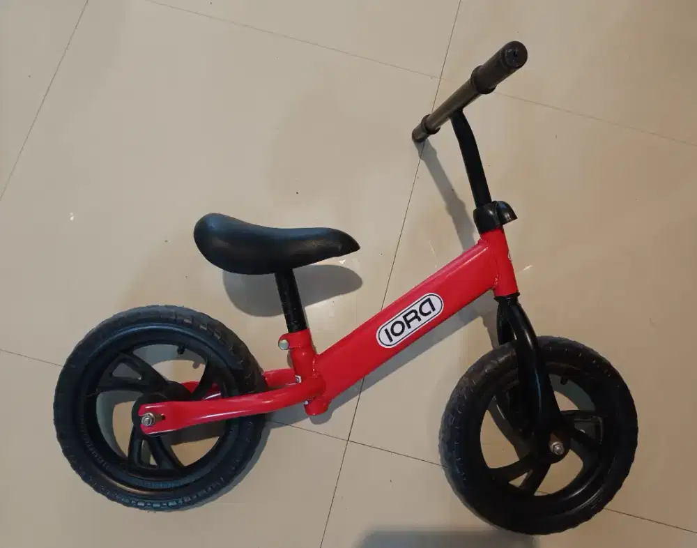 DIJUAL SEPEDA BALANCING/ BALANCING BIKE