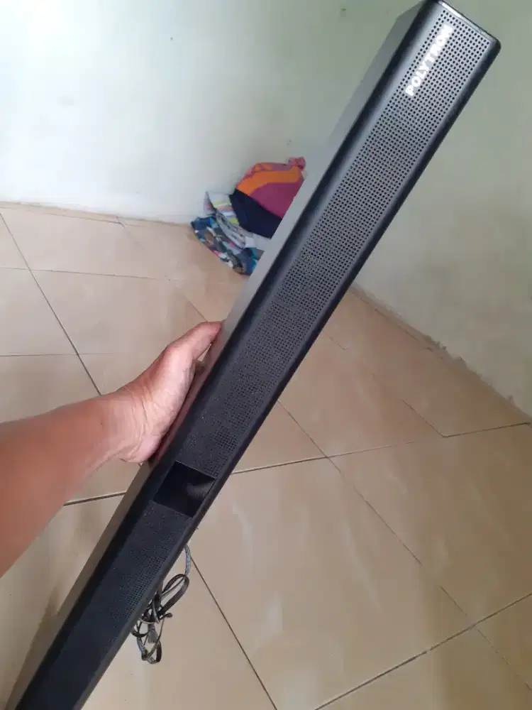 Speaker pasif Polytron sound bar ok