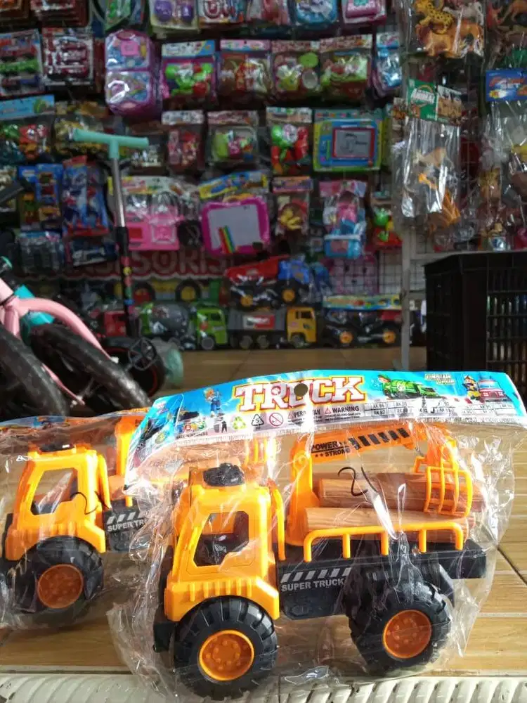 mainan anak truk kayu