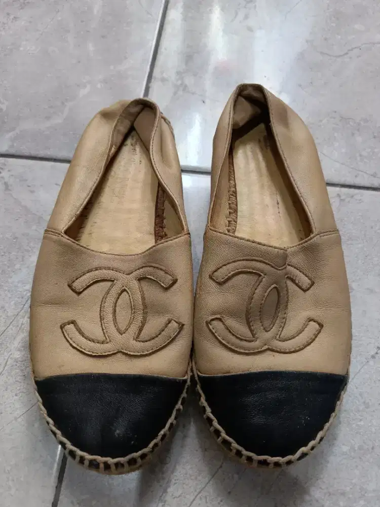 Sepatu Slip On Chanel Espadrilles Size 37 kondisi masih bagus