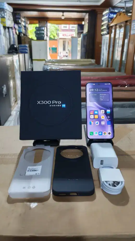 vivo X300 pro 16GB / 512GB like new, sinyal all operator