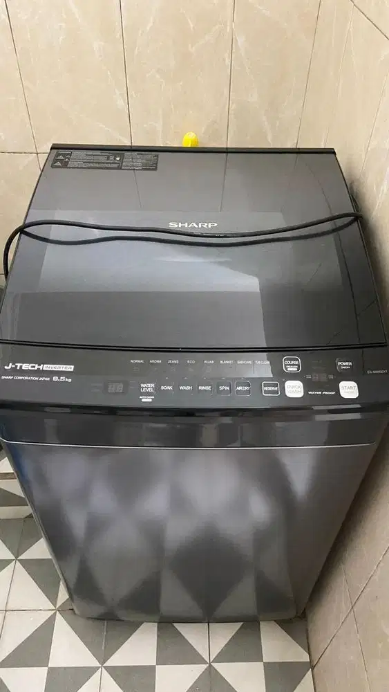 Mesin Cuci Sharp 9.5 Kg J-Tech Inverter – Jarang Dipakai