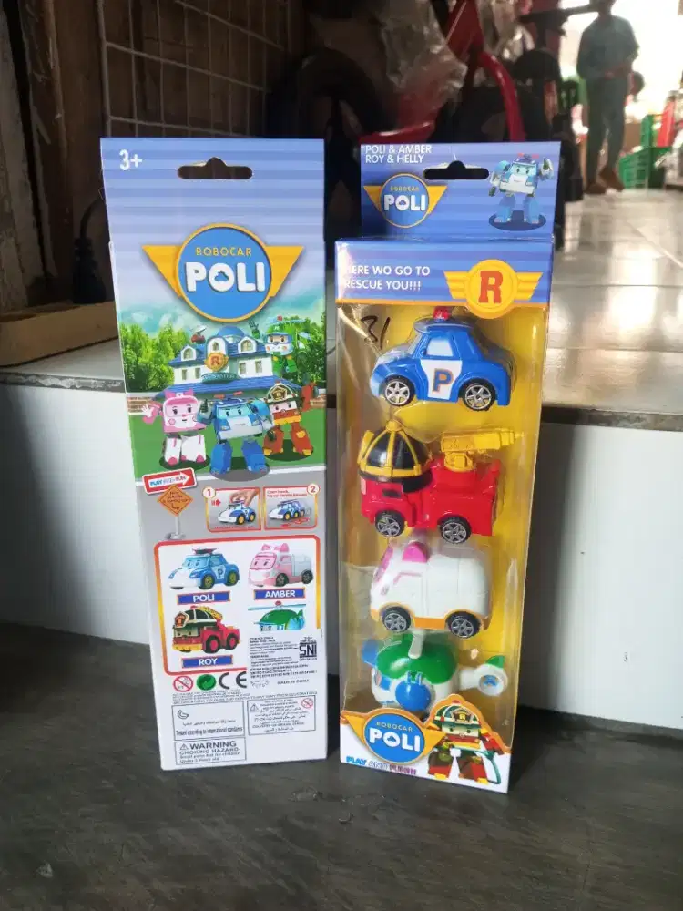 Mainan anak robocar poli set isi 4