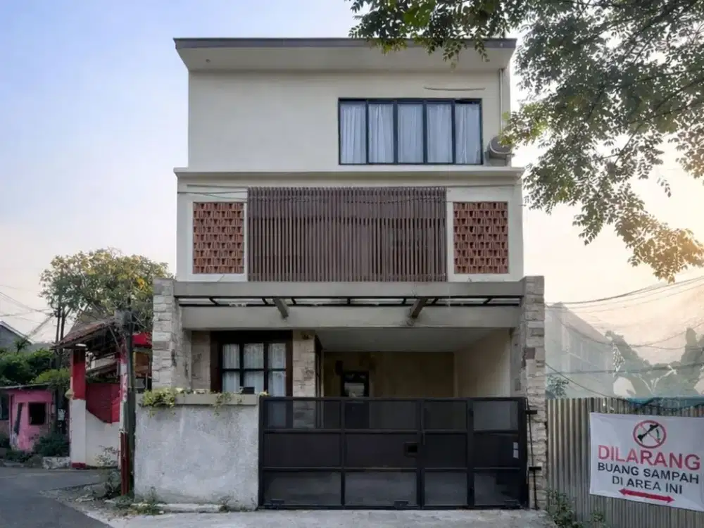 Rumah Dijual Modern Tropis di Lebak Bulus Dekat MRT Lebak Bulus