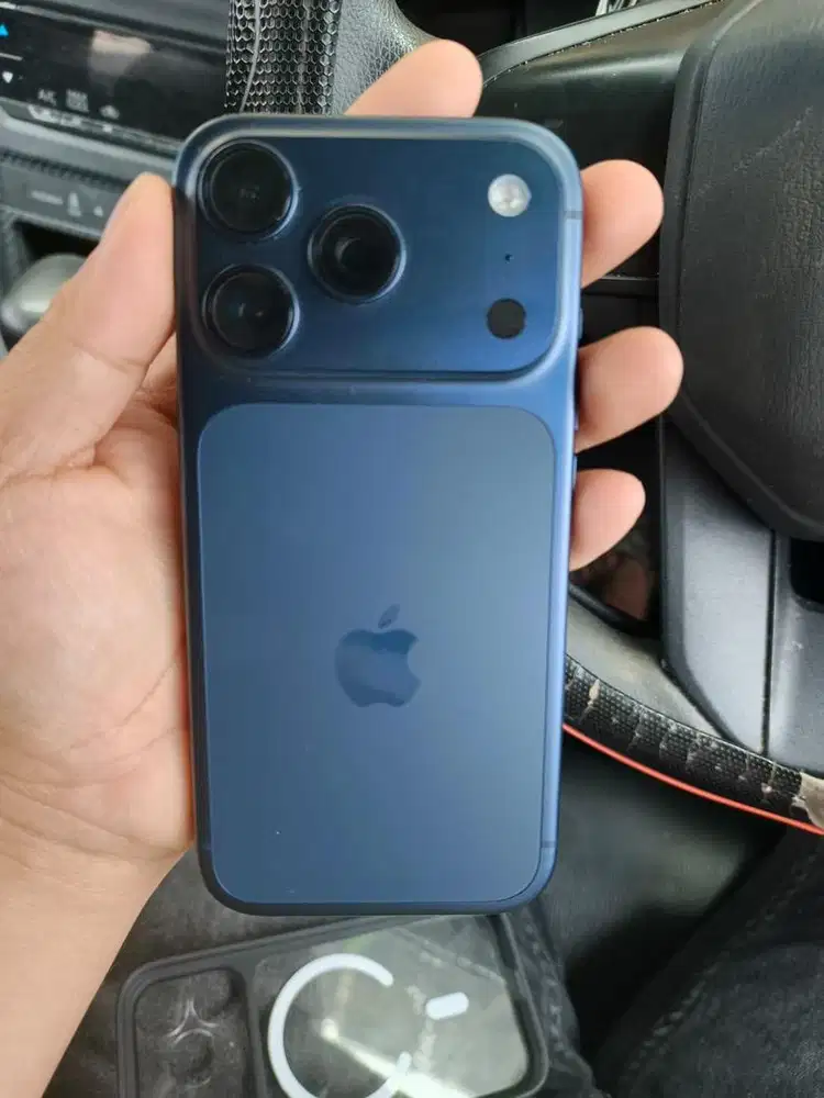 Iphone 17 pro 256gb second like new