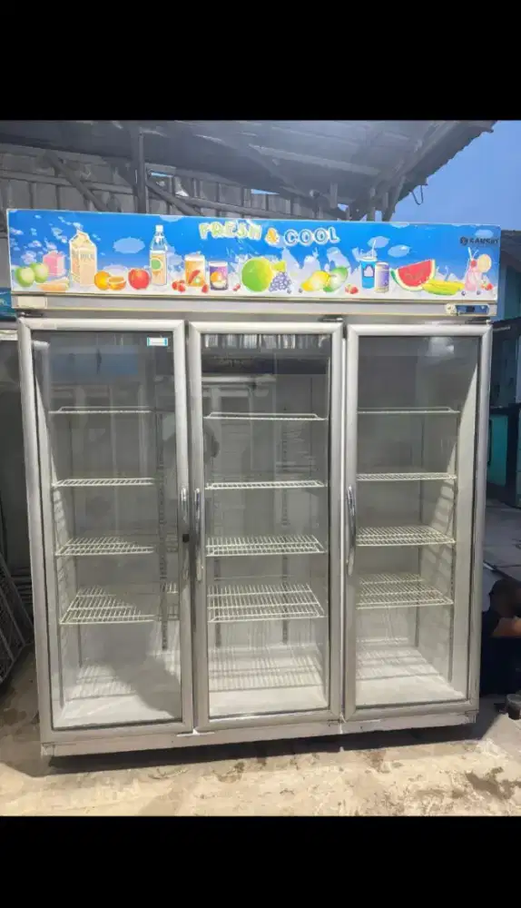 Showcase 3pintu SANSIO