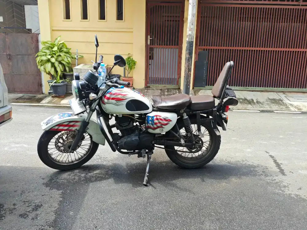 Dijual cepat kawasaki w175 se