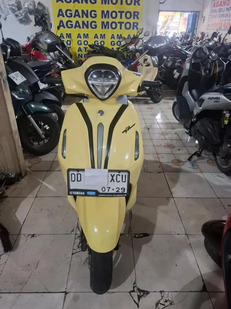 Yamaha filano 2024 kuning