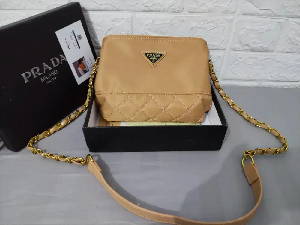 Tas slingbag PRADA