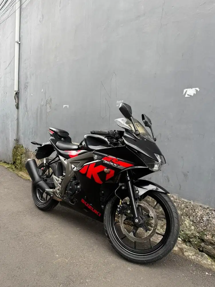 Suzuki GSX 150R 2018