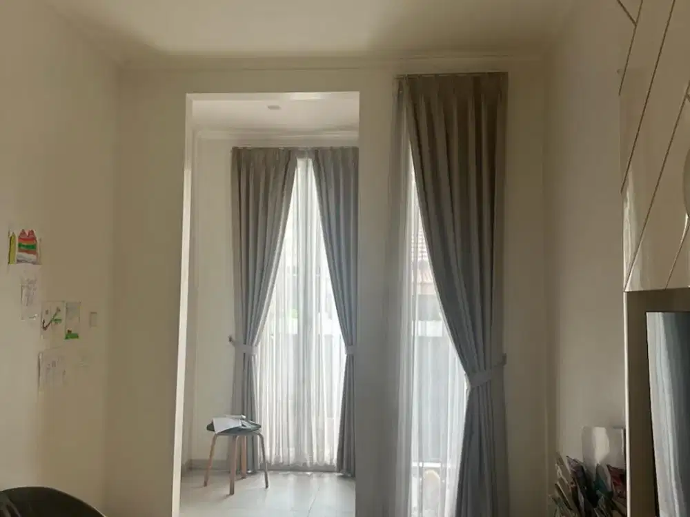 TURUN 200 JUTA! Rumah Kencana Loka BSD LT 84 LB 168 – 4+1 KT, Renov Total 2021, Now 1,8M Nego